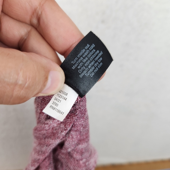 Lane Bryant Womens Size 14/16 Mauve V-Neck One Side Scrunch Stretch Top Shirt - Picture 8 of 8